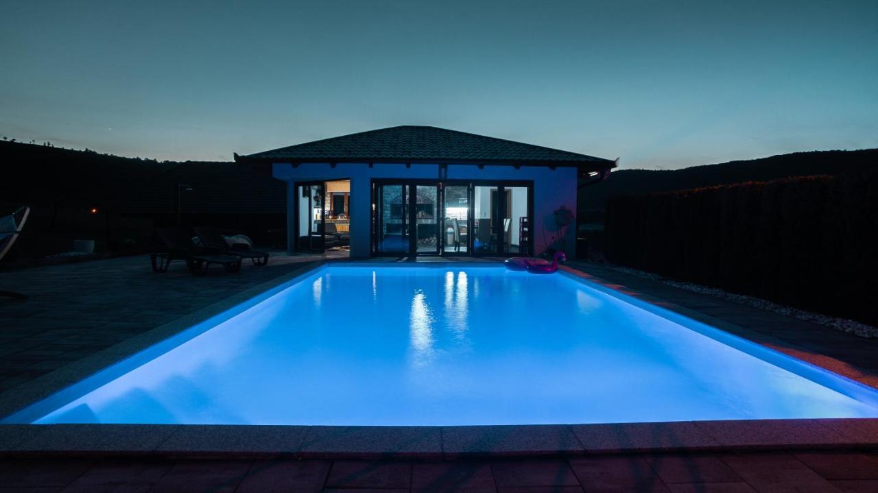 Bihać Villa De Luxe מראה חיצוני תמונה